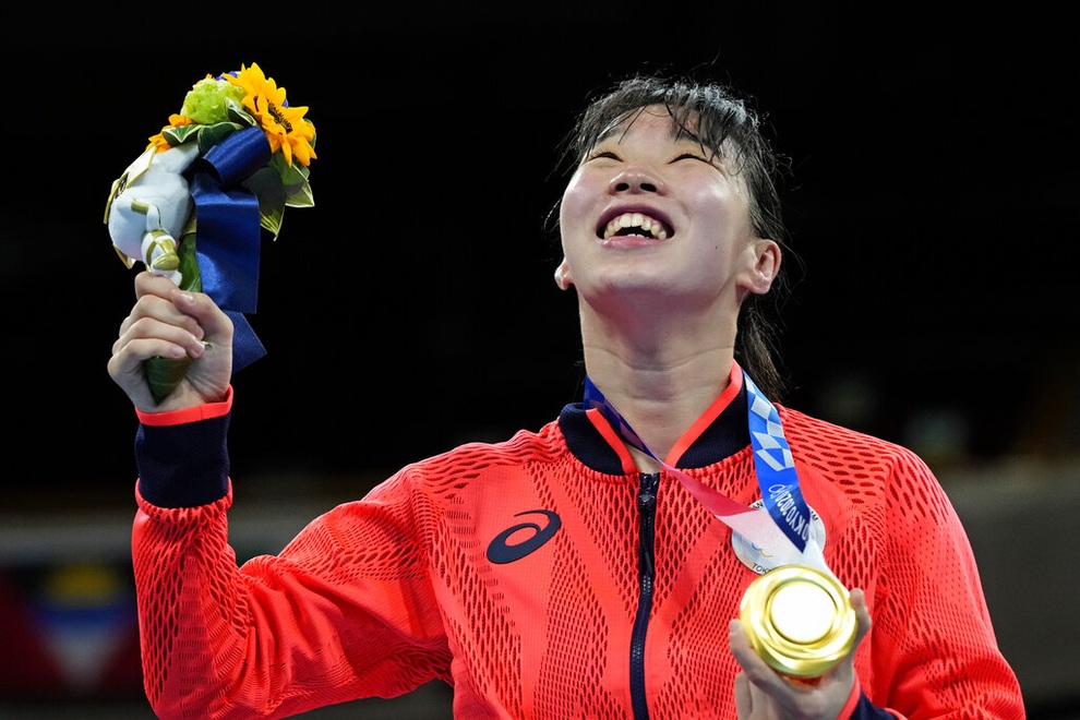 Tấm HCV boxing Olympic Tokyo đầy ý nghĩa của nữ võ sĩ Nhật Bản - 2 Tấm HCV boxing Olympic Tokyo đầy ý nghĩa của nữ võ sĩ Nhật Bản - 2