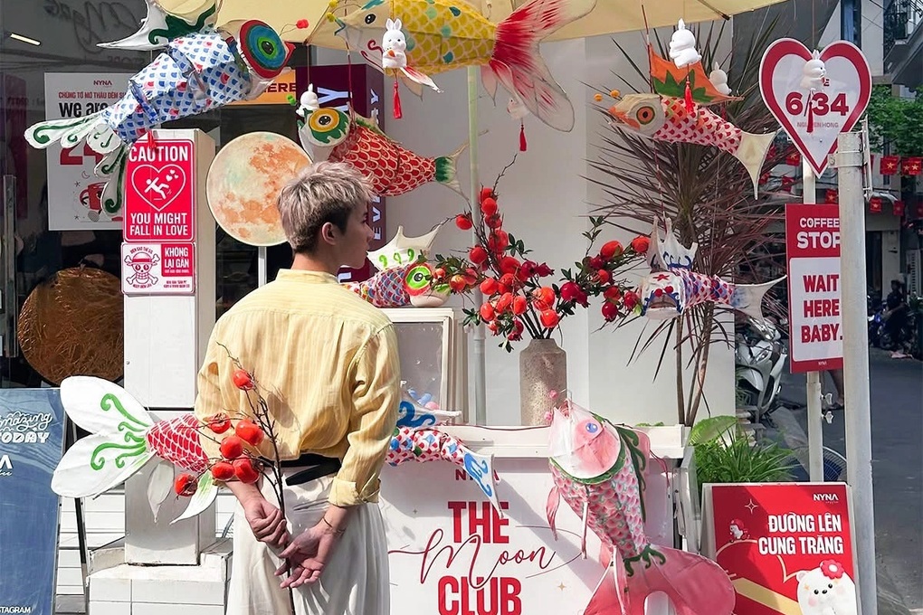 5 cafes and restaurants with beautiful Mid-Autumn decorations to attract customers in Hanoi - 2 5 quán cà phê, nhà hàng trang trí Trung thu đẹp hút khách tại Hà Nội - 2