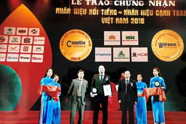 SHS vinh dự lọt vào Top 50 “Nhãn hiệu Nổi tiếng Việt Nam”