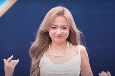 Chị đẹp mùa 2: "Bé" Xuân Nghi lột xác bất ngờ, Tóc Tiên khóc ở hậu trường