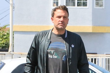 Ben Affleck thừa nhận đi cai nghiện rượu