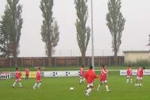 U 23 Việt Nam thua FC Sopron 0-4  