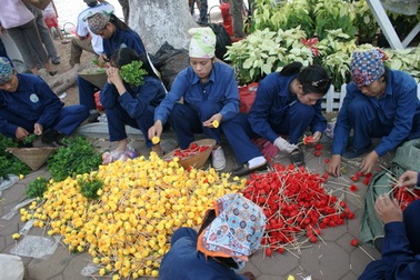 Những cống hiến thầm lặng cho sự trang hoàng của đại lễ