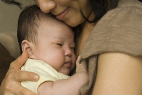 Ở cữ nhà chồng