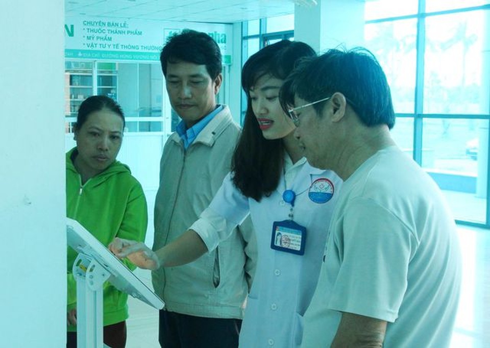 Hàng vạn người dân tham gia đóng góp ý kiến chất lượng dịch vụ công - 3 Hàng vạn người dân tham gia đóng góp ý kiến chất lượng dịch vụ công - 3