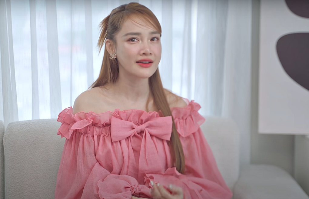 Nhã Phương hé lộ từng trầm cảm vì mang bầu trước khi cưới Trường Giang - 1 Nhã Phương hé lộ từng trầm cảm vì mang bầu trước khi cưới Trường Giang - 1