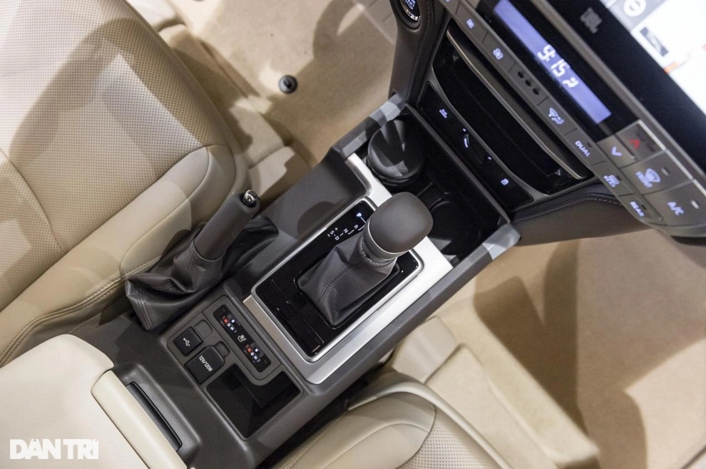 Chi tiết Land Cruiser Prado 2021: Tăng gần 170 triệu đồng liệu có đáng giá? - 19 Chi tiết Land Cruiser Prado 2021: Tăng gần 170 triệu đồng liệu có đáng giá? - 19