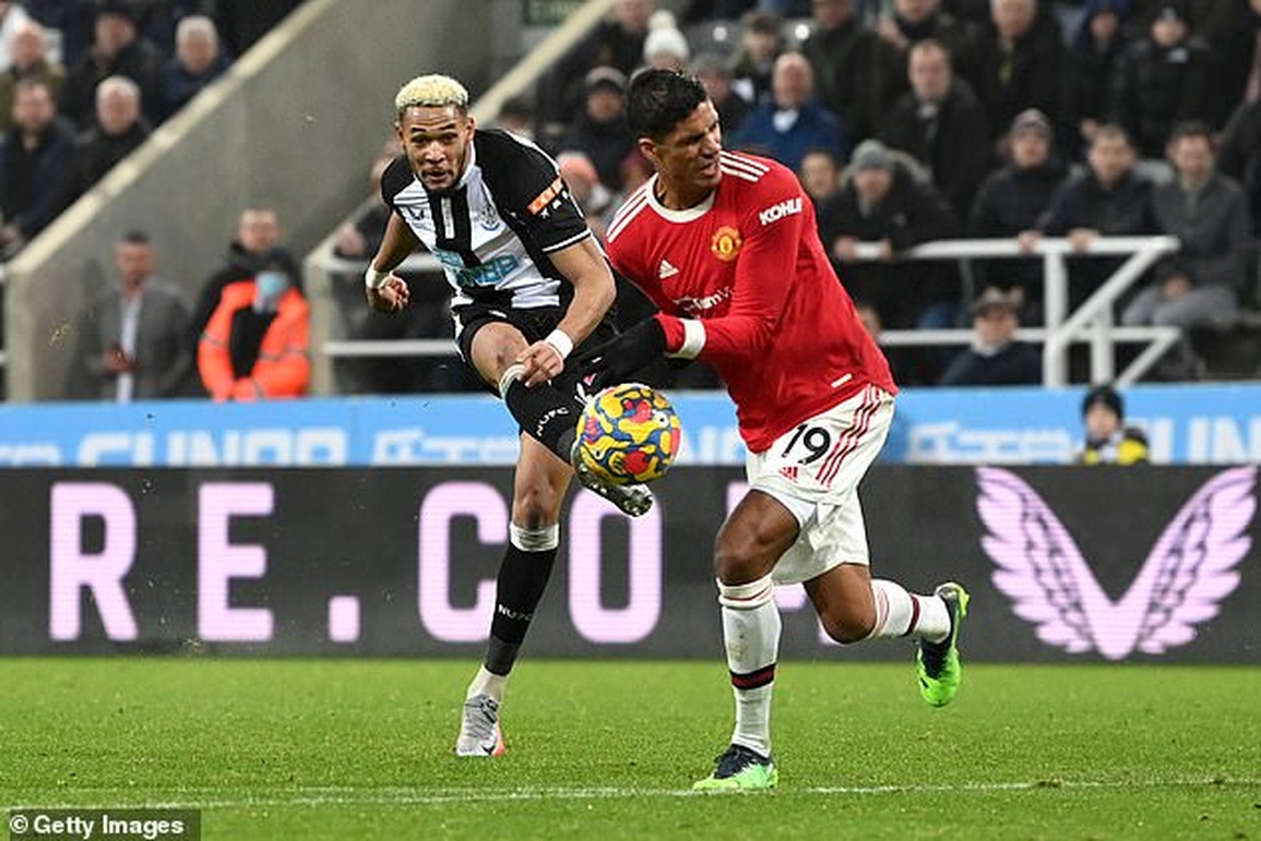 C.Ronaldo bị chỉ trích sau khi Man Utd hòa thất vọng Newcastle - 1 C.Ronaldo bị chỉ trích sau khi Man Utd hòa thất vọng Newcastle - 1