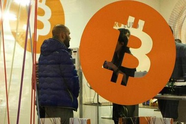 Chuyên gia khuyên nếu đầu tư tiền ảo, nên sẵn sàng trắng tay