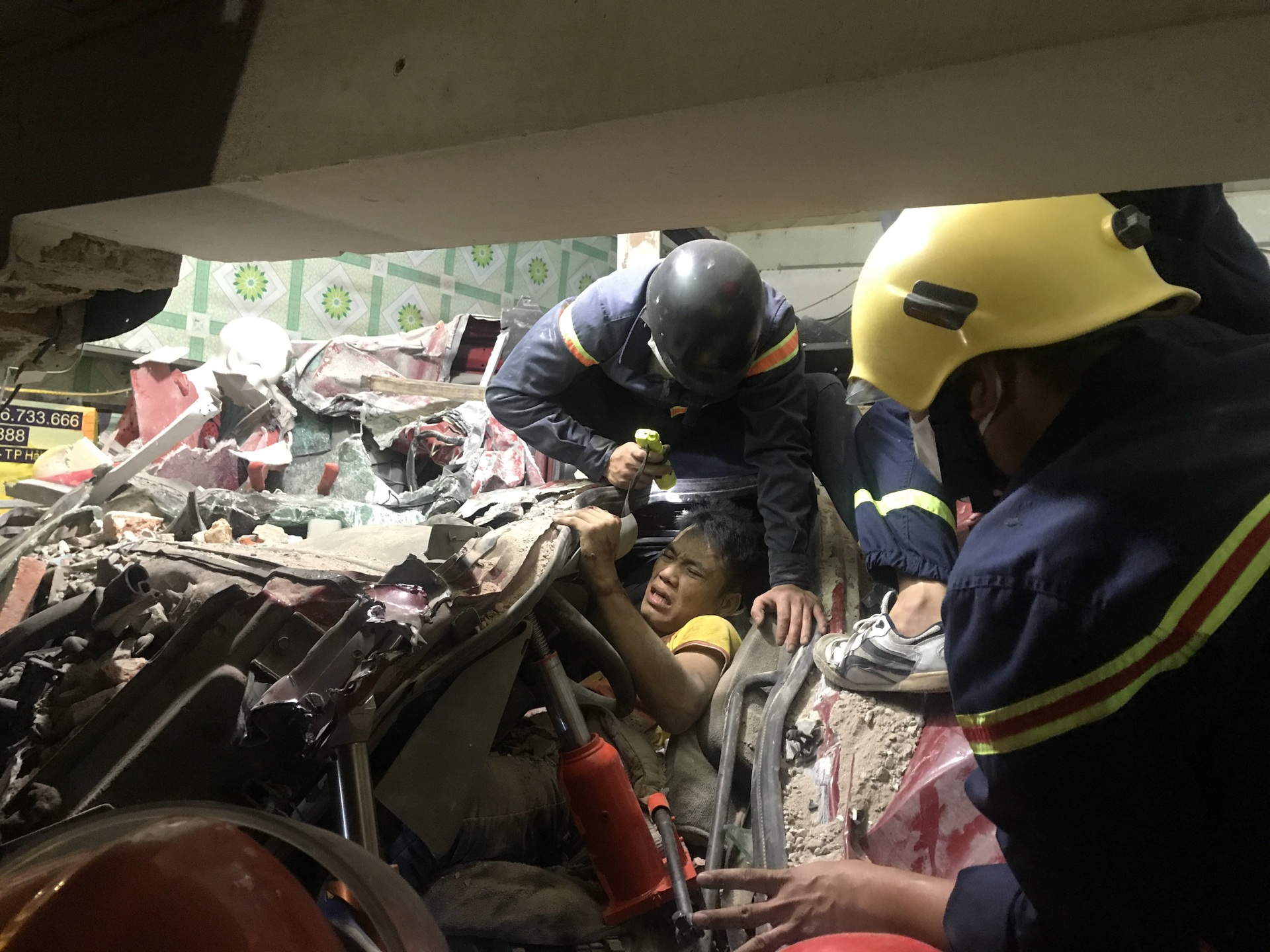 Bộ ảnh chữa cháy cảng cá ở Đà Nẵng giành giải Nhất cuộc thi Ảnh PCCCCNCH - 15