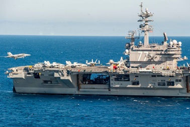 Một thủy thủ Mỹ thiệt mạng trên tàu sân bay