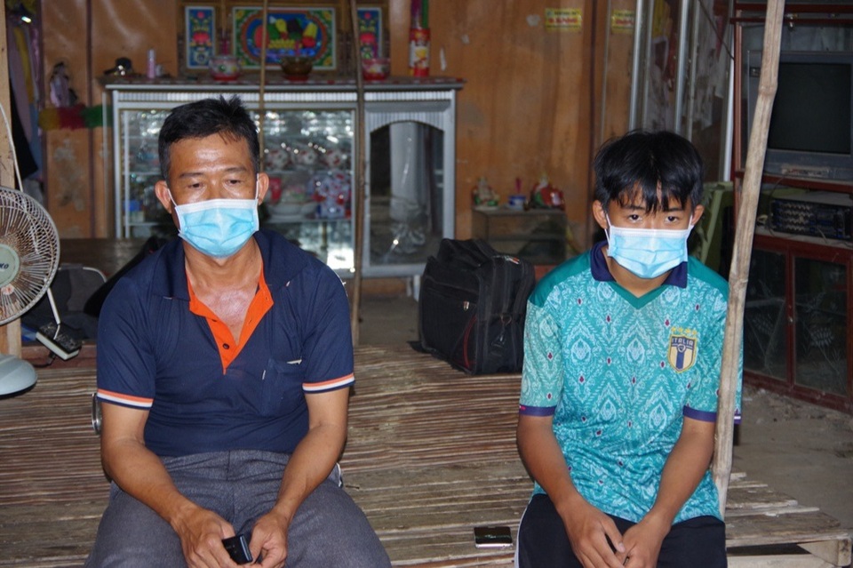 Học sinh lớp 7 cùng cha chở bệnh nhân 2424 khiến cả lớp bị cách ly tại nhà - 1 Học sinh lớp 7 cùng cha chở bệnh nhân 2424 khiến cả lớp bị cách ly tại nhà - 1