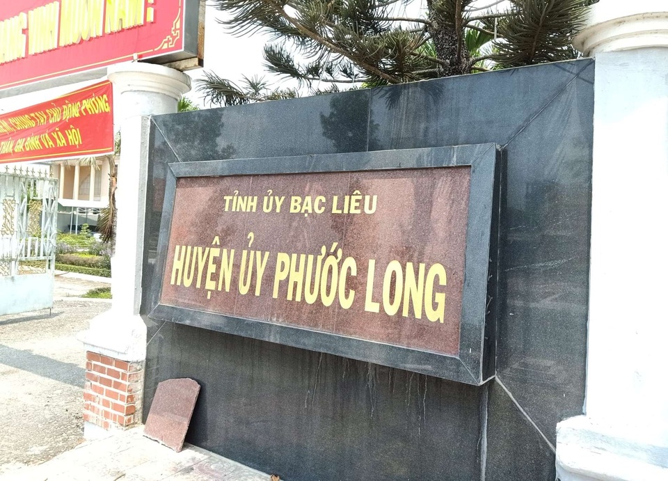 Bí thư huyện nói gì vụ xây nhà tình nghĩa 50 triệu, dân được nhận 45 triệu? - 1 Bí thư huyện nói gì vụ xây nhà tình nghĩa 50 triệu, dân được nhận 45 triệu? - 1