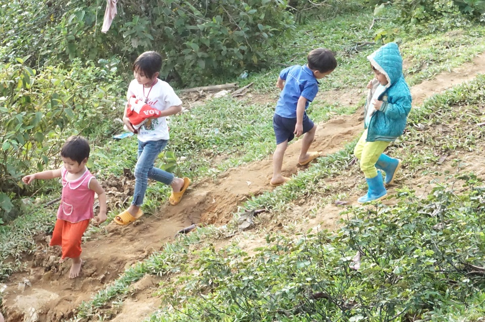 Bão giật tung mái trường, thầy trò Lấp Loa mơ lớp học kiên cố - 14