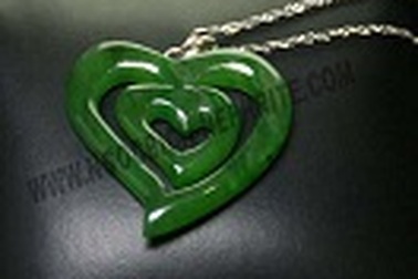 Ngọc Bích Nephrite mừng Lễ Vu Lan báo hiếu