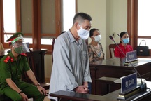 Người đàn ông đâm chết hàng xóm vì ghen tuông