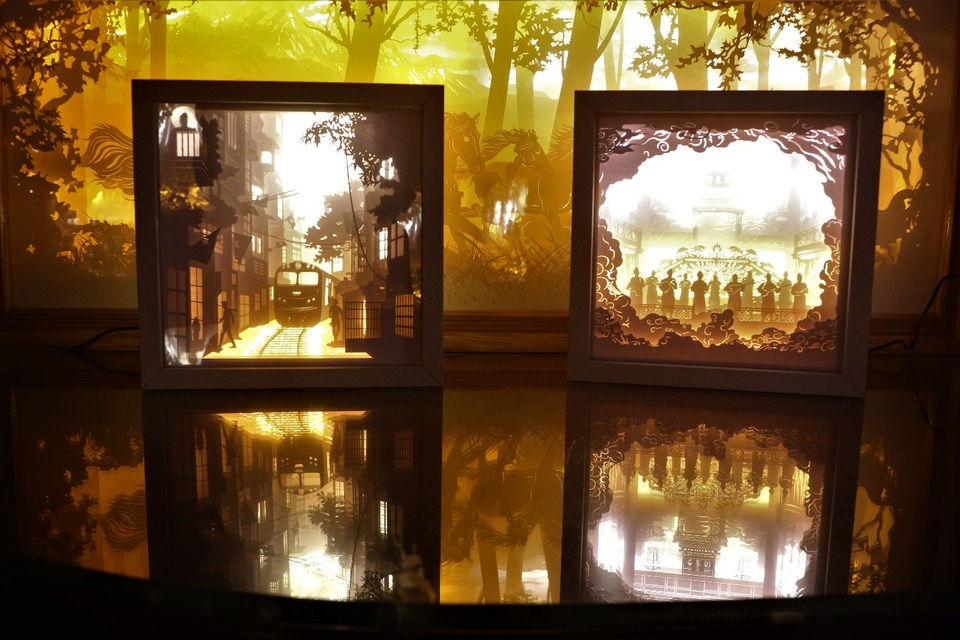 Thổi hồn vào đèn giấy nghệ thuật, chàng trai 9x kể chuyện qua giác quan - 1 Thổi hồn vào đèn giấy nghệ thuật, chàng trai 9x kể chuyện qua giác quan - 1