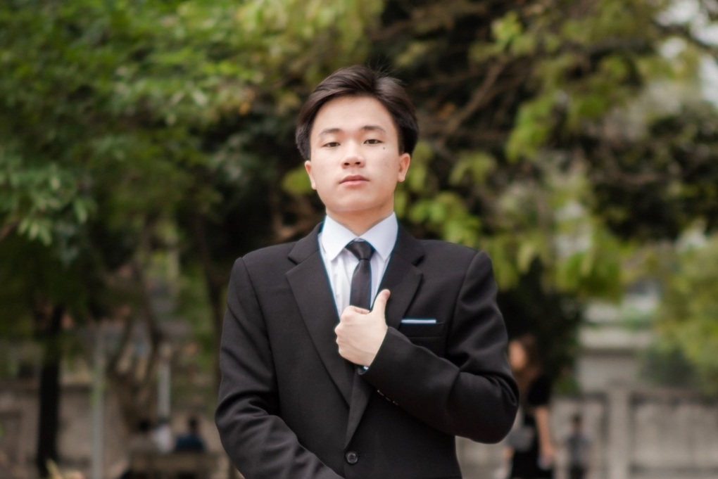 Thủ khoa khối A00 cả nước lội ngược dòng thành công từ top cuối ở lớp - 1 Thủ khoa khối A00 cả nước lội ngược dòng thành công từ top cuối ở lớp - 1