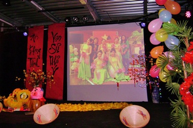 “Xuân họp mặt” với Hội sinh viên Việt Nam tại Nantes