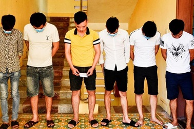 Phát hiện 18 người dương tính với ma túy ở karaoke