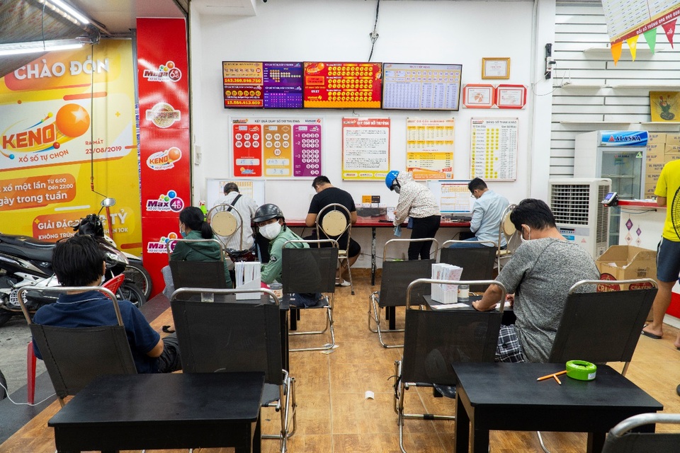 Tăng gần 8 tỷ sau một kỳ quay, Jackpot hơn 171 tỷ của Vietlott vẫn vô chủ - 2 Tăng gần 8 tỷ sau một kỳ quay, Jackpot hơn 171 tỷ của Vietlott vẫn vô chủ - 2