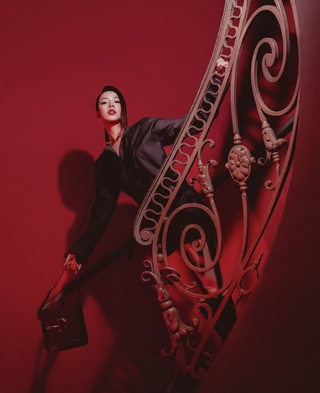 Chi Pu diện đồ Gucci lên tạp chí Ý, liệu có thành "Bạn thân thương hiệu"? - 7