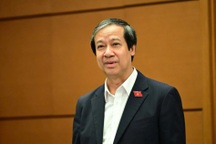 Không chỉ miễn học phí, đề nghị hạn chế thu các loại phí khác trong trường