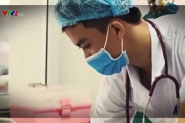 Lời nhắn nhủ của bác sĩ trong gia đình có cả hai bố mẹ bị ung thư