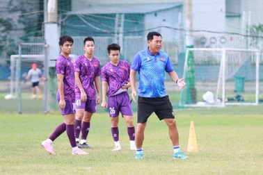 Cầu thủ Việt kiều bất ngờ bị loại khỏi U19 Việt Nam