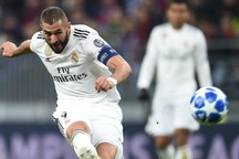 Real Madrid "tịt ngòi" 3 trận liên tiếp: Tìm đâu ra C.Ronaldo mới?