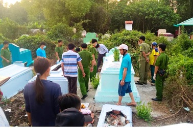 Bắt tài xế làm bé trai tử vong trong nghi án người mẹ mang chôn con ở chùa