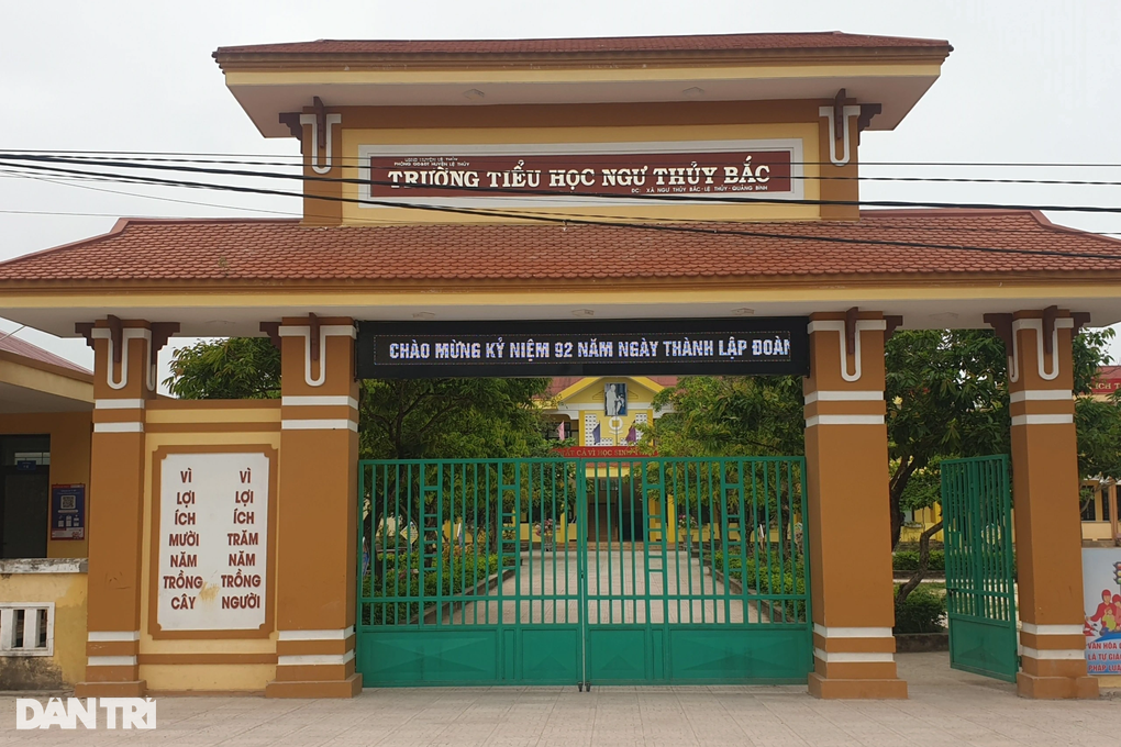 Quảng Bình: Nhiều giáo viên vi phạm bị kỷ luật - 1 Quảng Bình: Nhiều giáo viên vi phạm bị kỷ luật - 1