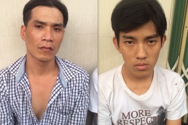 2 tên cướp dùng dao đâm cảnh sát khi bị truy đuổi