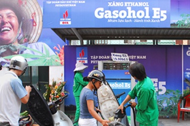 Chết sặc vì đón đầu xu hướng xăng sạch