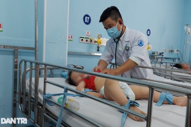 Trẻ em béo phì, có bệnh nền cần tiêm vaccine Covid-19 thế nào cho an toàn?