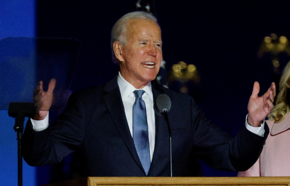 Phe Biden giận dữ vì ông Trump đòi chặn kiểm phiếu sau ngày bầu cử - 1 Phe Biden giận dữ vì ông Trump đòi chặn kiểm phiếu sau ngày bầu cử - 1