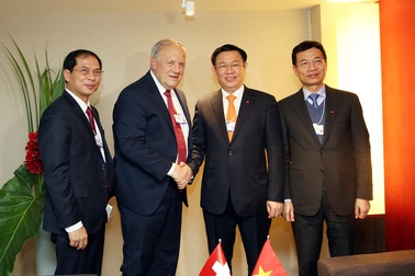 Sắp ký Hiệp định thương mại tự do giữa Việt Nam với 4 nước châu Âu