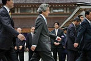 Chuyến đi Trung Quốc nhầm thời điểm của Ngoại trưởng Nhật