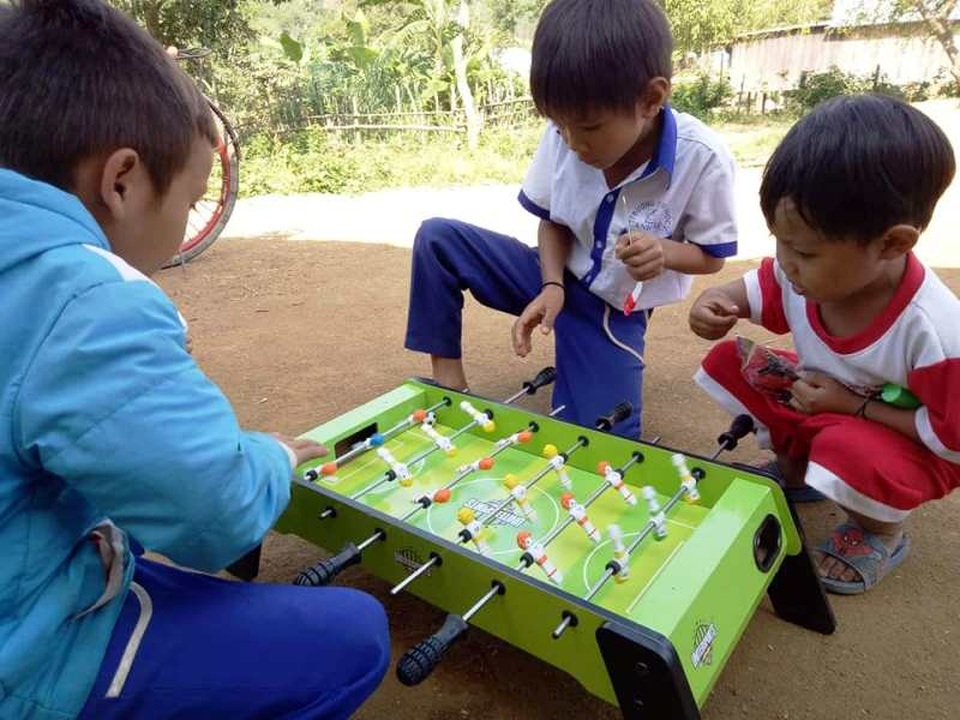 Bình Định: Trẻ em ở “cổng trời” đi chợ “0 đồng” - 5 Bình Định: Trẻ em ở “cổng trời” đi chợ “0 đồng” - 5