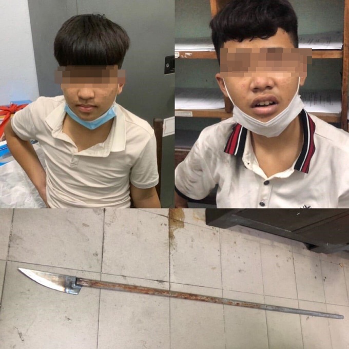 Nổ súng truy bắt nhóm thiếu niên cầm dao phóng lợn đi hỗn chiến, chống trả lại công an - Ảnh 1. Nổ súng truy bắt nhóm thiếu niên cầm dao phóng lợn đi hỗn chiến, chống trả lại công an - Ảnh 1.