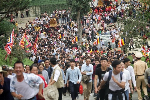 Tạm dừng Lễ khai hội chùa Tam Chúc và lễ khai mạc Lễ hội đền Trần - Thái Bình