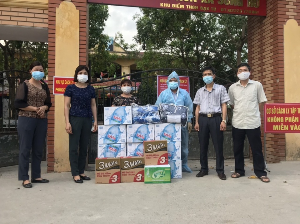 Bắc Ninh: 102 ca dương tính, kích hoạt 2 bệnh viện dã chiến - 3 Bắc Ninh: 102 ca dương tính, kích hoạt 2 bệnh viện dã chiến - 3