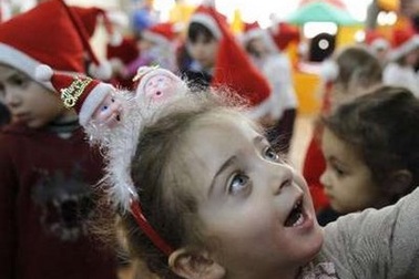 Thế giới đón Giáng Sinh: muôn nẻo cuộc sống