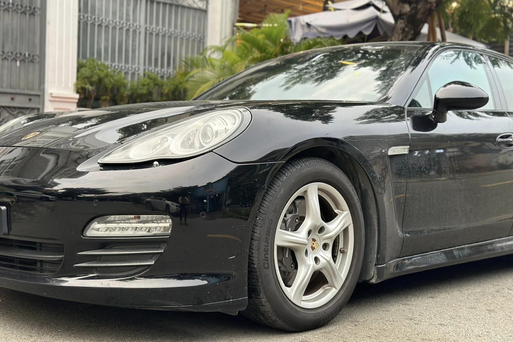 Porsche Panamera sau 13 năm sử dụng được rao bán giá ngang Kia K5 mới - 2