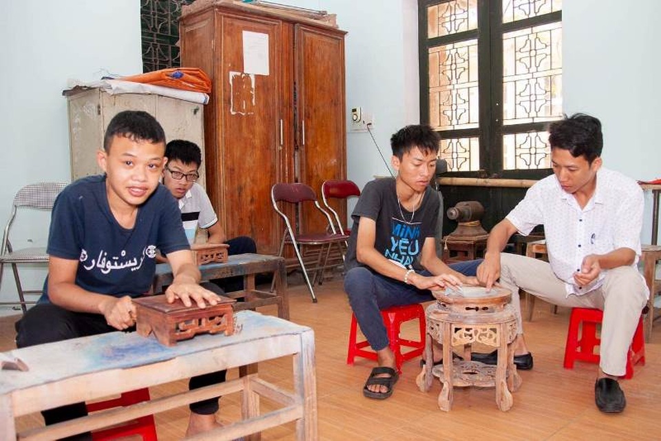 60% số người khuyết tật sau đào tạo có việc làm và thu nhập ổn định - 1 60% số người khuyết tật sau đào tạo có việc làm và thu nhập ổn định - 1