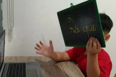 Kiểm tra trực tiếp lớp 1,2: Ai cũng phải thích nghi, chỉ quy định dậm chân?