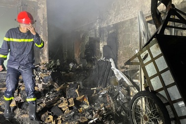 Cháy lớn ở nhà dân lúc rạng sáng, nam thanh niên 22 tuổi tử vong