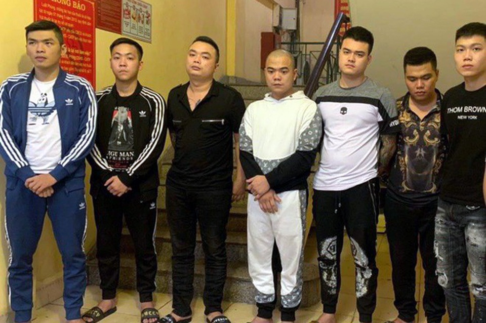 Hà Nội: Triệt phá ổ nhóm tín dụng đen do Hiếu Chùa Vua cầm đầu - 1 Hà Nội: Triệt phá ổ nhóm tín dụng đen do Hiếu Chùa Vua cầm đầu - 1