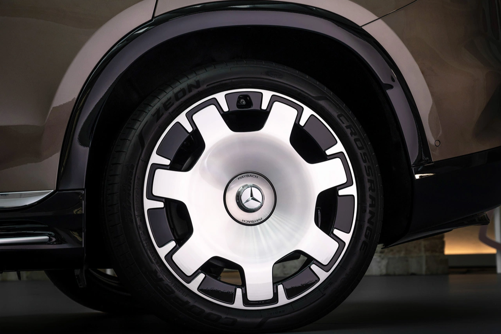 Mercedes-Maybach EQS 680 ra mắt, định nghĩa xe điện gầm cao hạng sang - 9 Mercedes-Maybach EQS 680 ra mắt, định nghĩa xe điện gầm cao hạng sang - 9