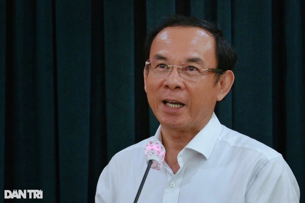 Bí thư TPHCM: Vận động cán bộ xin ra khỏi quy hoạch là chưa thuộc bài - 1 Bí thư TPHCM: Vận động cán bộ xin ra khỏi quy hoạch là chưa thuộc bài - 1